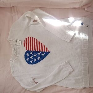 Abercrombie kids NWT American Flag Heart sweater. Super cute and nice fabric!